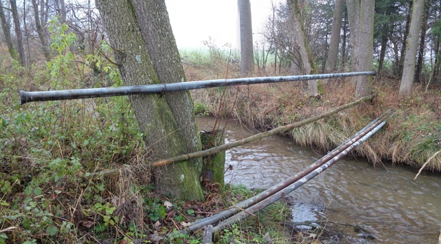 File:20141127 47 10Footbridge.jpg