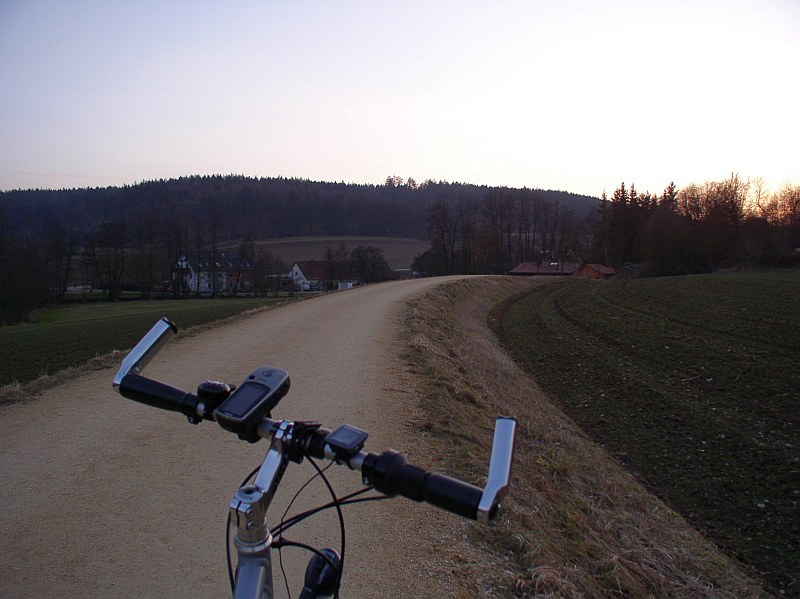 File:2009-03-17 48 11 labertal cycleway.jpg