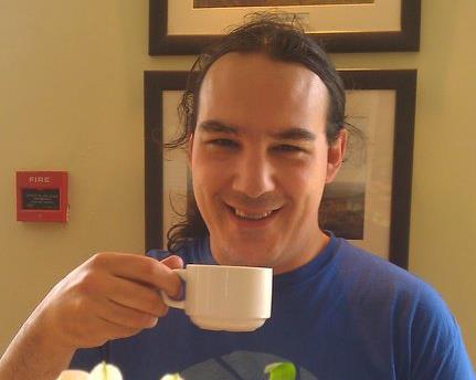 File:Alexturgid with tea.jpg