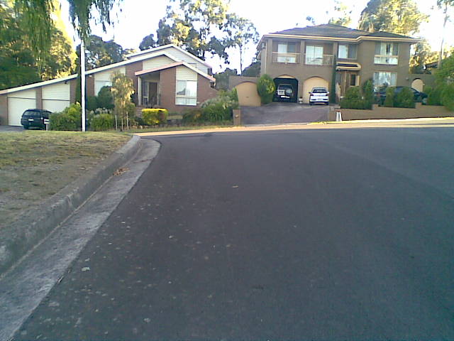 File:2010-02-07 -37 145 Approaching court.jpg