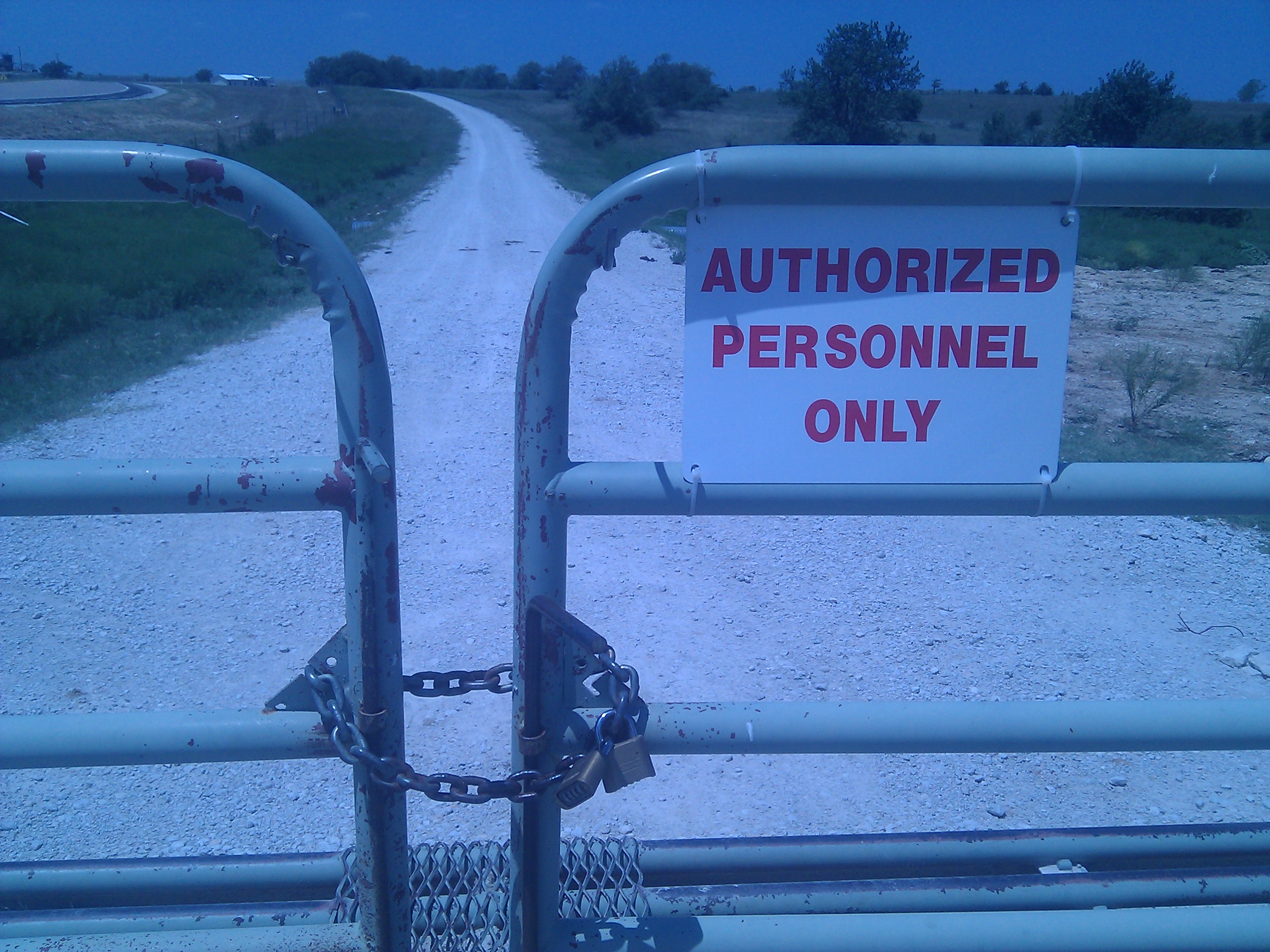 2013-08-02 32 -97 Authorized Personnel Only.jpg