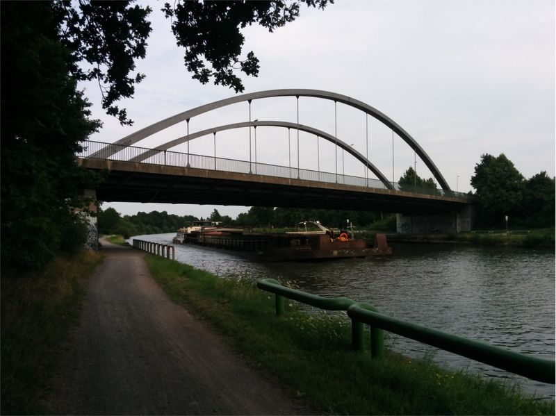 File:2015-07-24 52 09 02 Bridge.jpg
