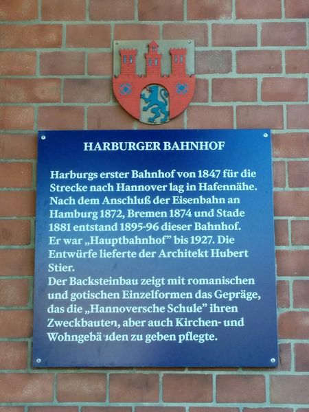 File:2017-04-30 53 10 08 Harburg.jpg