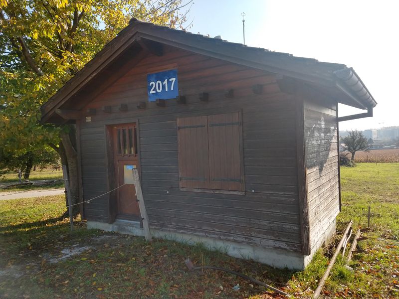 File:2020-10-19 46 6 4-shed.jpg