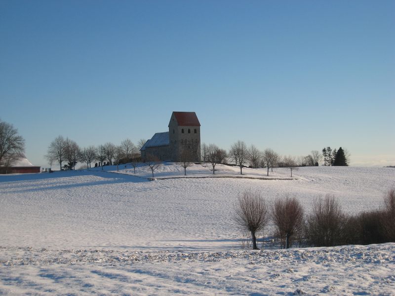 File:201012125513 church2.JPG