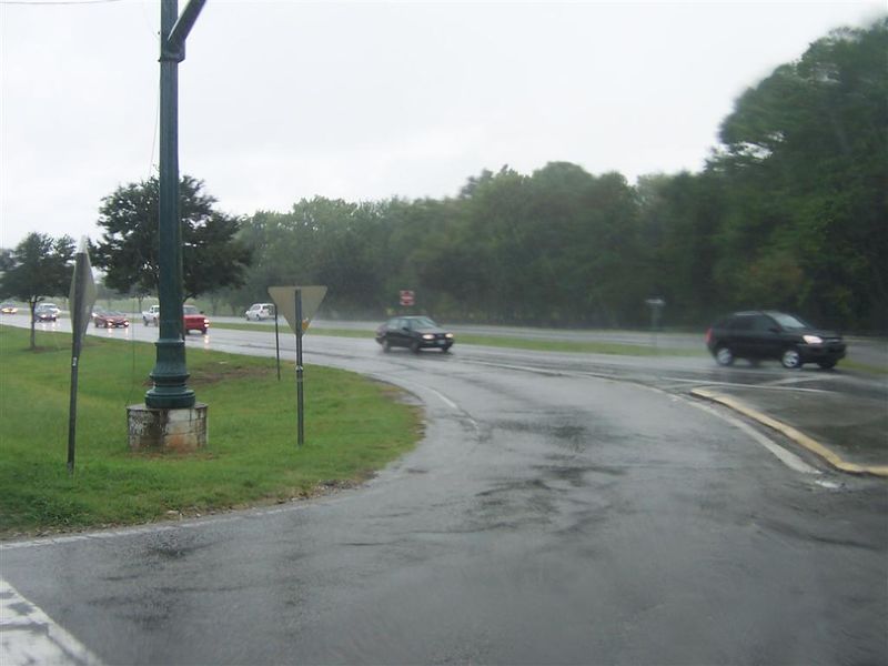 File:2008-08-20 wet roads.jpg
