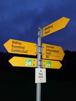 hiking signpost "Burg" (=castle) with information about meters above sea level