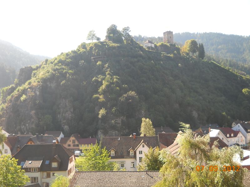 File:BurgHornberg2012-09-07.JPG