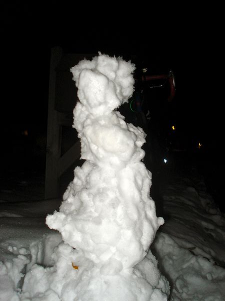 File:2009.10.30.39.-105.snowman.jpg